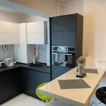 Fancy Westpark 2 Lakeview W7 *