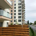 Fancy Westpark 2 Lakeview W7 * Bukarest