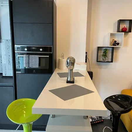 Fancy Westpark 2 Lakeview W7 Βουκουρέστι