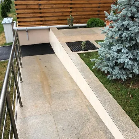 Fancy Westpark 2 Lakeview W7 * בוקרשט