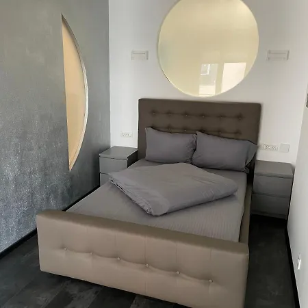 Apartment Fancy Westpark 2 Lakeview W7 Bucharest