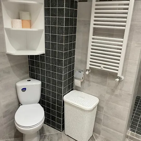 Fancy Westpark 2 Lakeview W7 בוקרשט