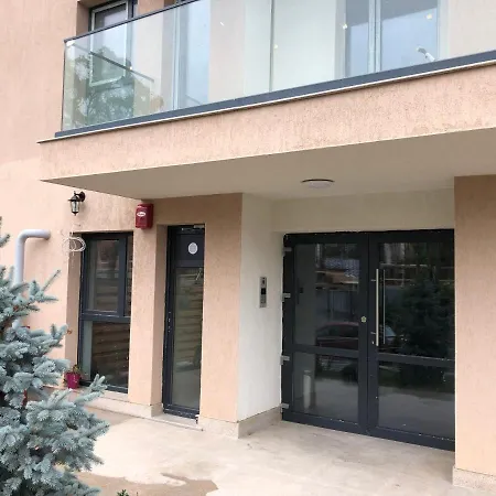 Fancy Westpark 2 Lakeview W7 בוקרשט