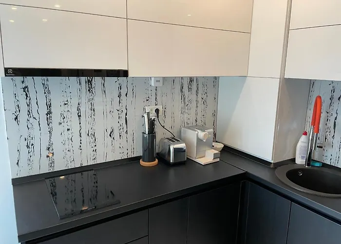 Fancy Westpark 2 Lakeview W7 Lägenhet *