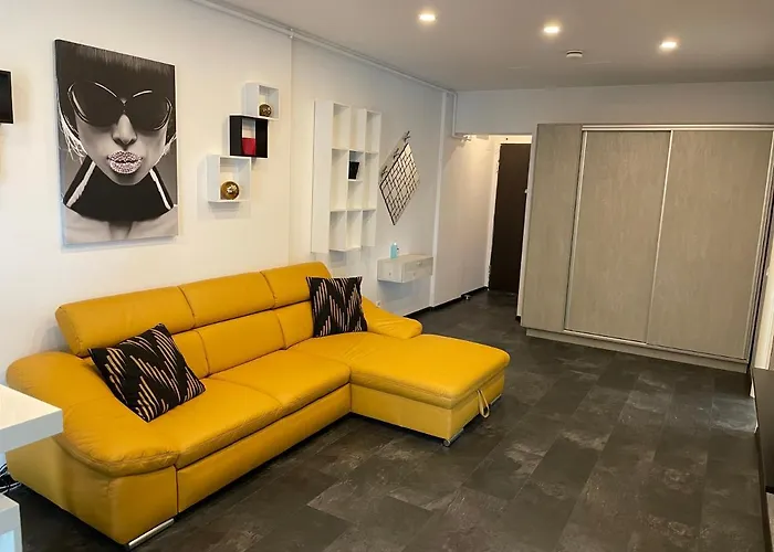 Fancy Westpark 2 Lakeview W7 * Bukarest