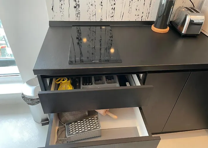 Fancy Westpark 2 Lakeview W7 * Бухарест