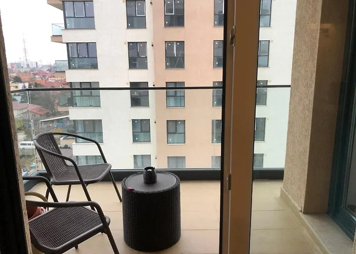 Fancy Westpark 2 Lakeview W7 Бухарест